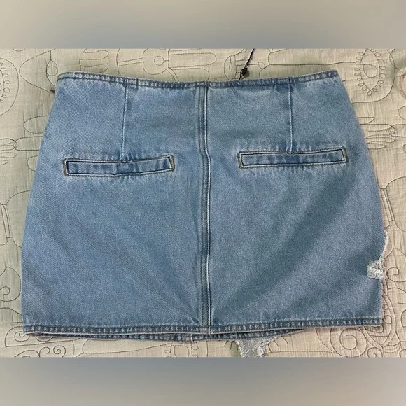 NEW PatBO Camila Coelho Denim Skirt NWT Sz 2 Beaded Accents - Picture 2 of 14